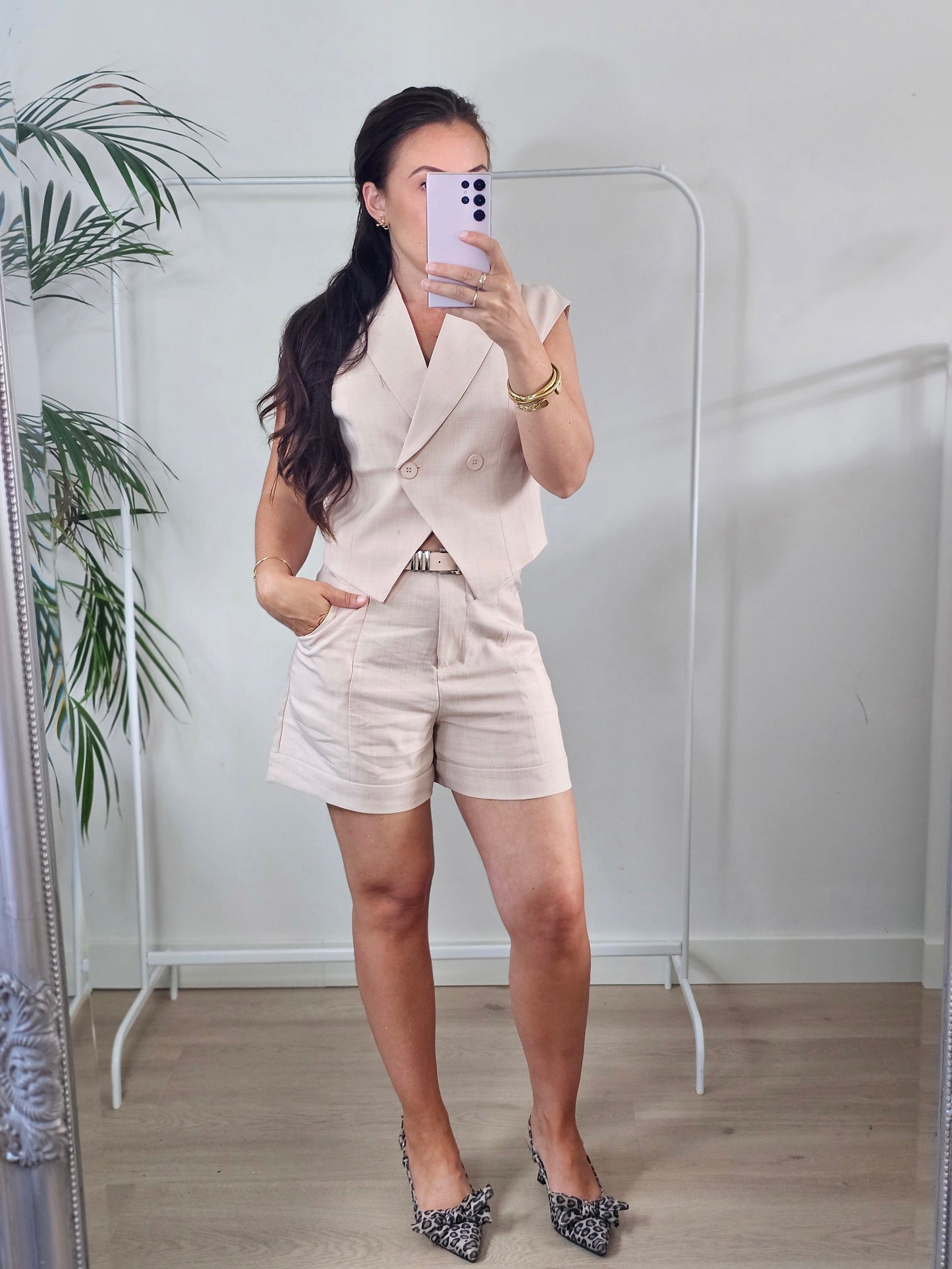 basic short Alara roze