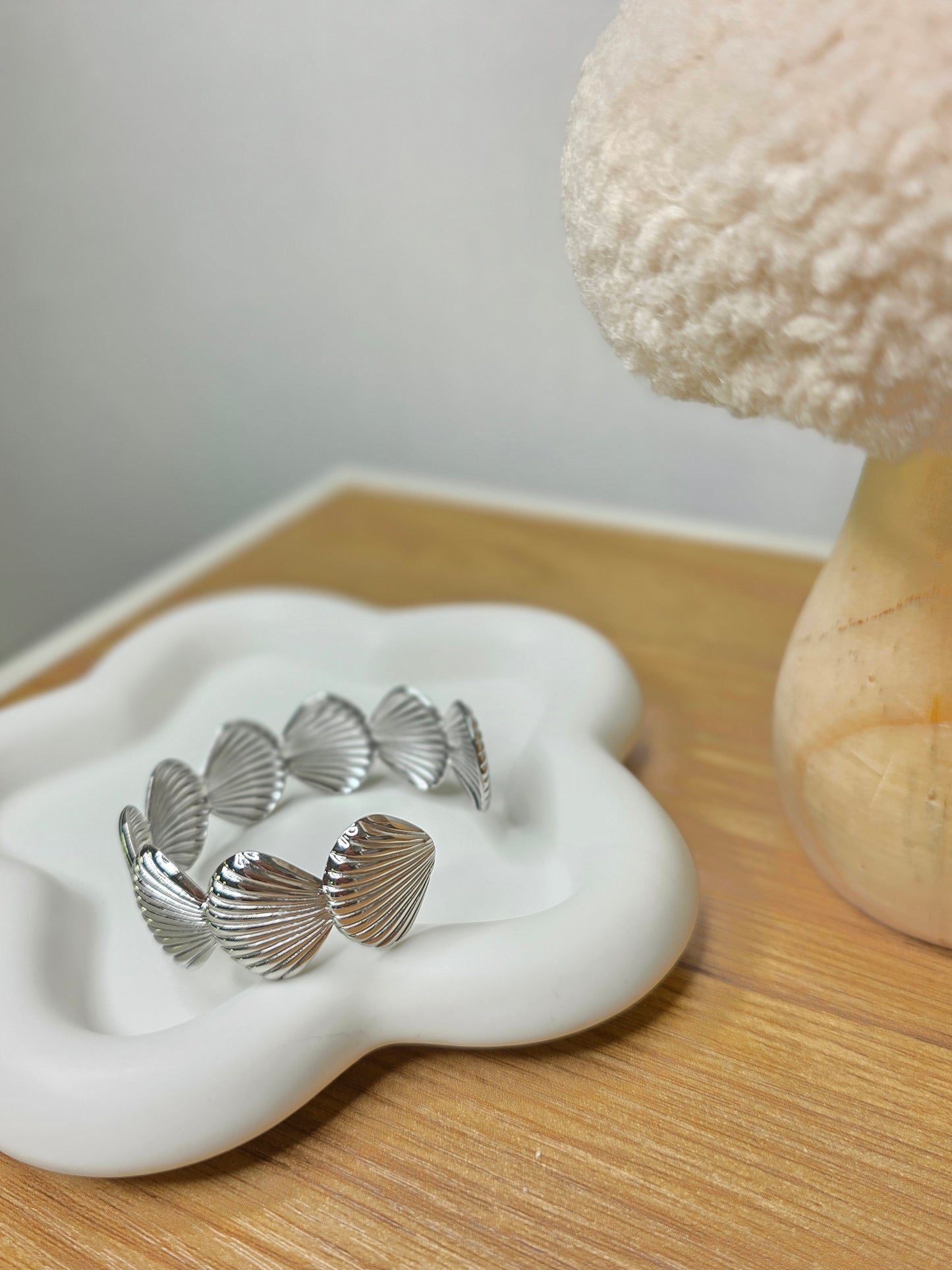 Silver Shell bangle