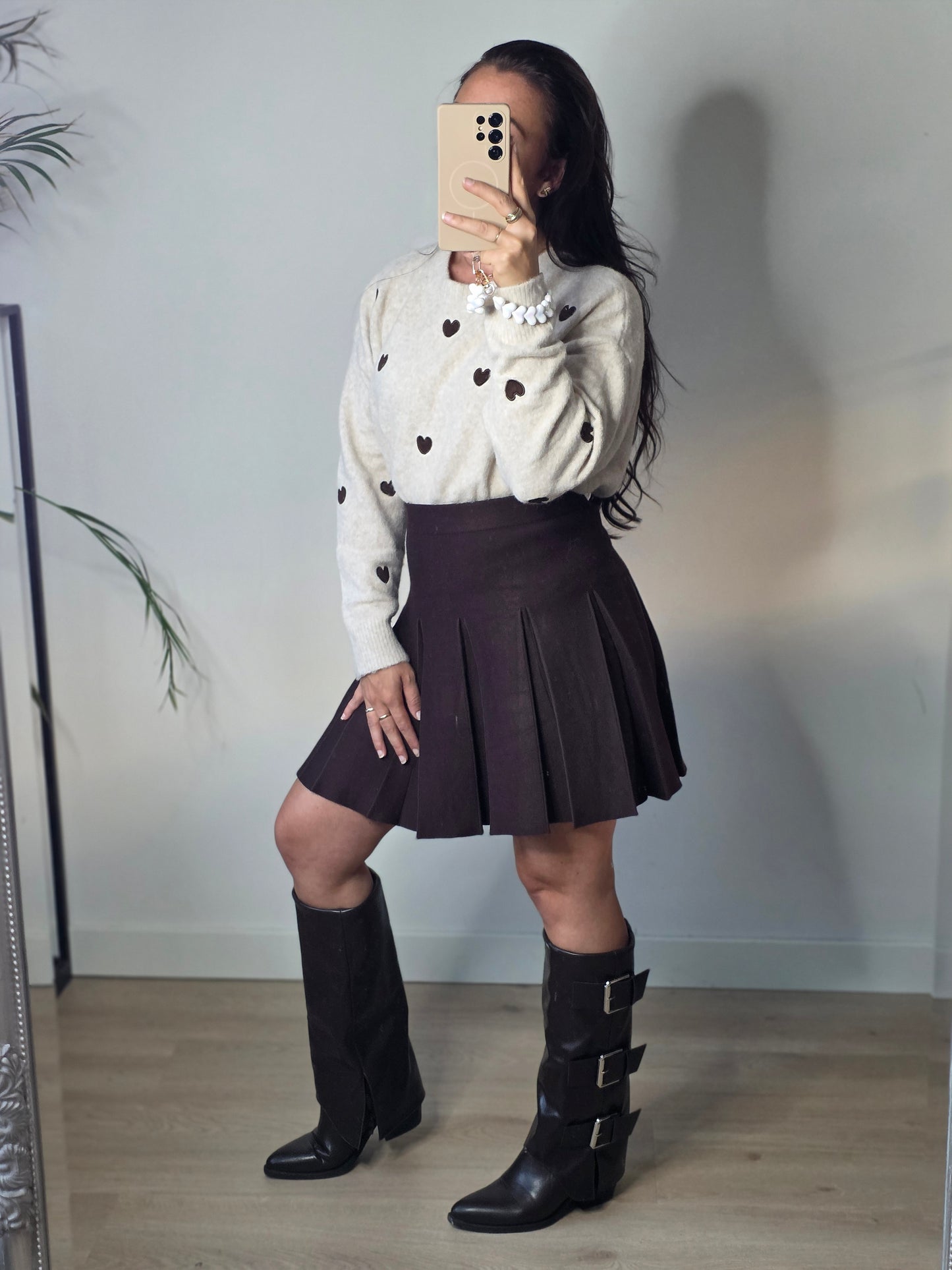 Brown skirt