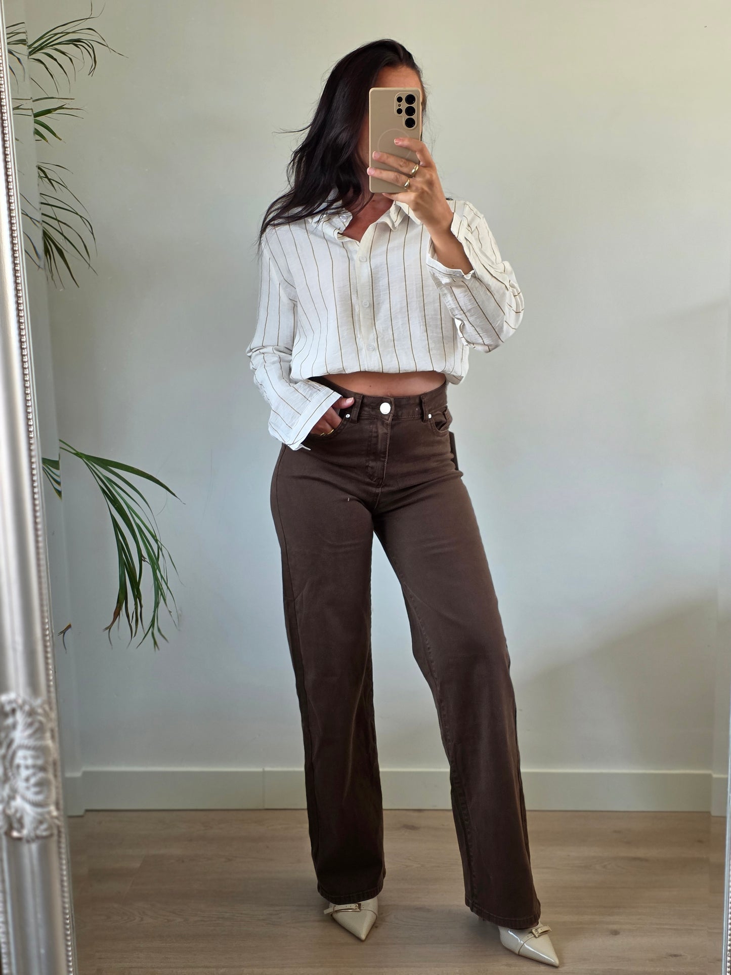 Wide leg jeans brown