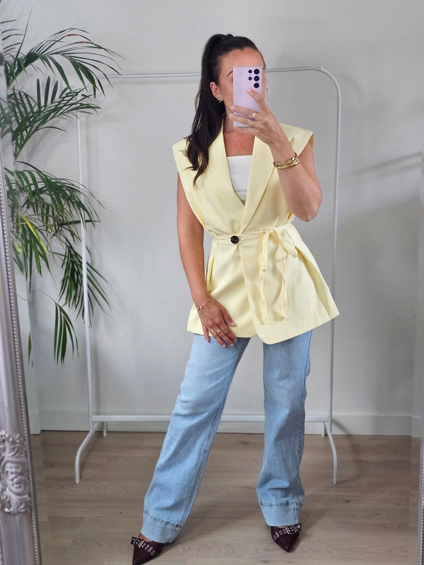 Butter yellow gilet