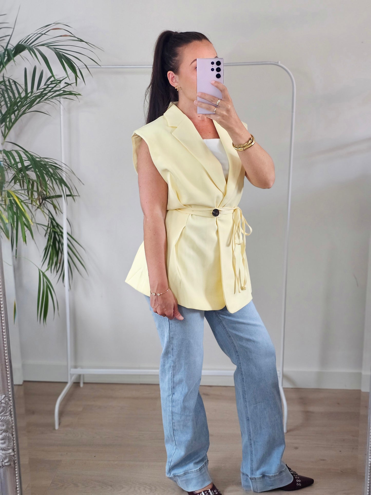 Butter yellow gilet