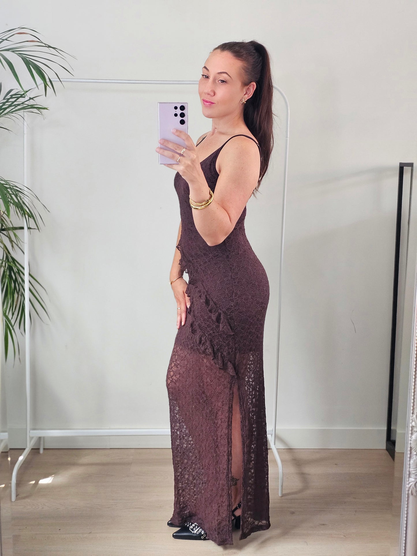Lace dress brown