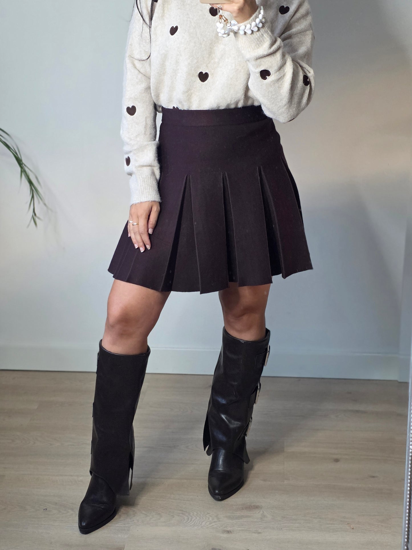 Brown skirt