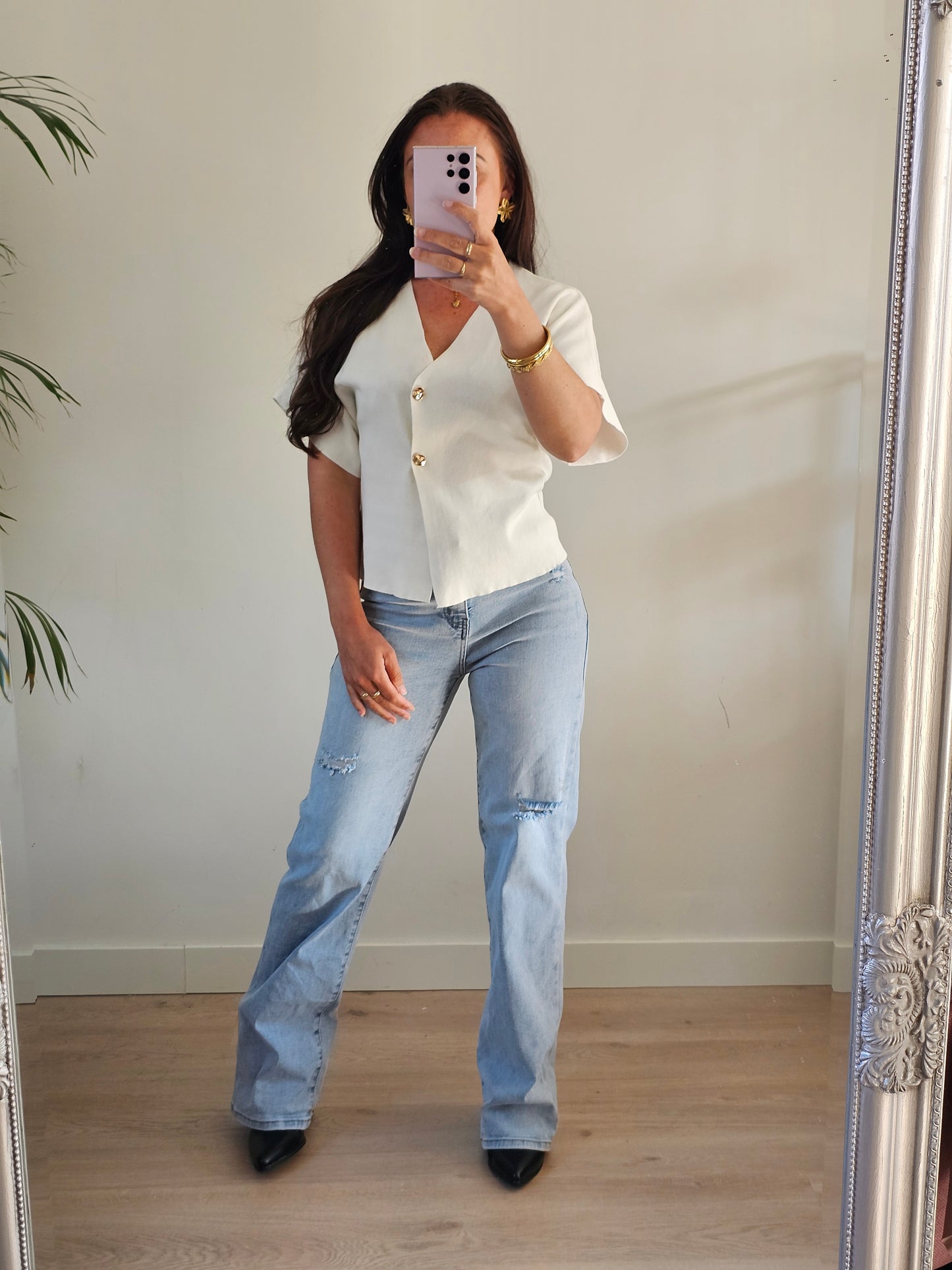 Gold button top wit