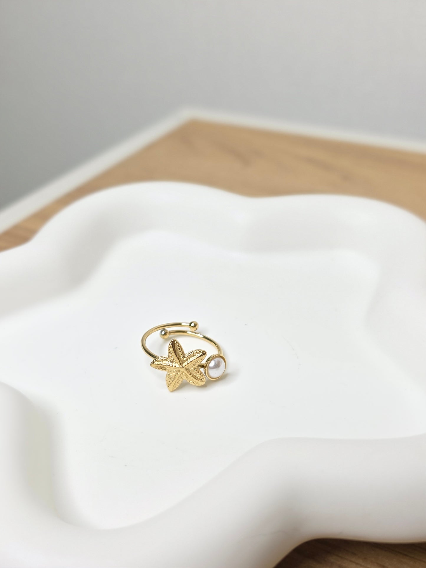 Ocean ring gold