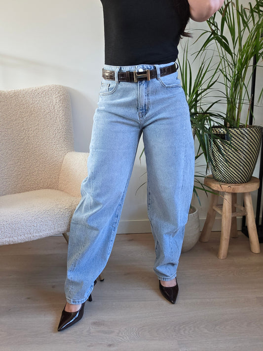 Barrel jeans light blue