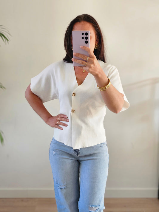 Gold button top wit