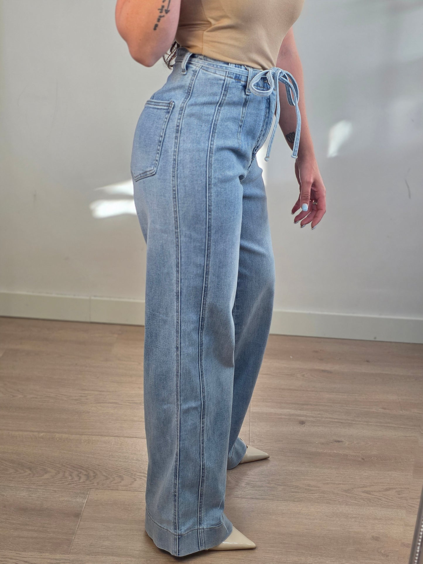 Strik wide leg jeans