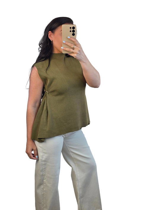 Top Demi green