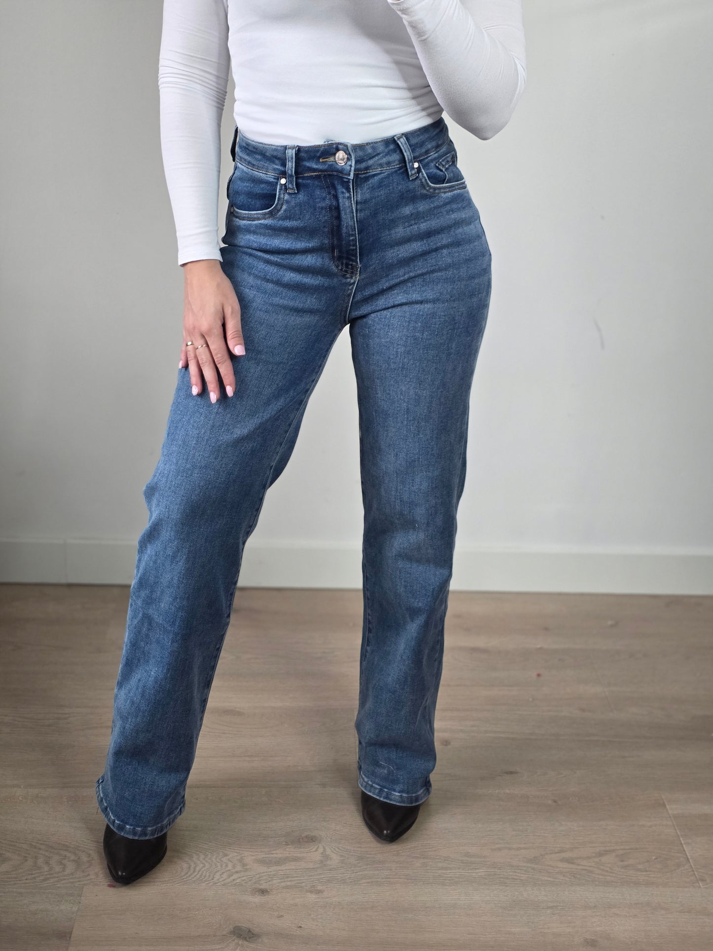 Wide leg jeans Bettie
