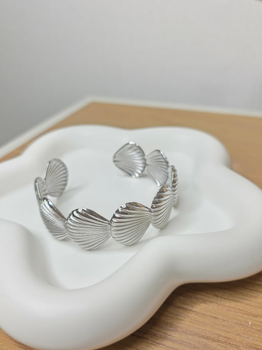 Silver Shell bangle