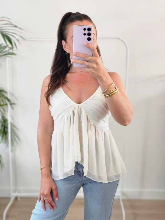 Sierra top off white