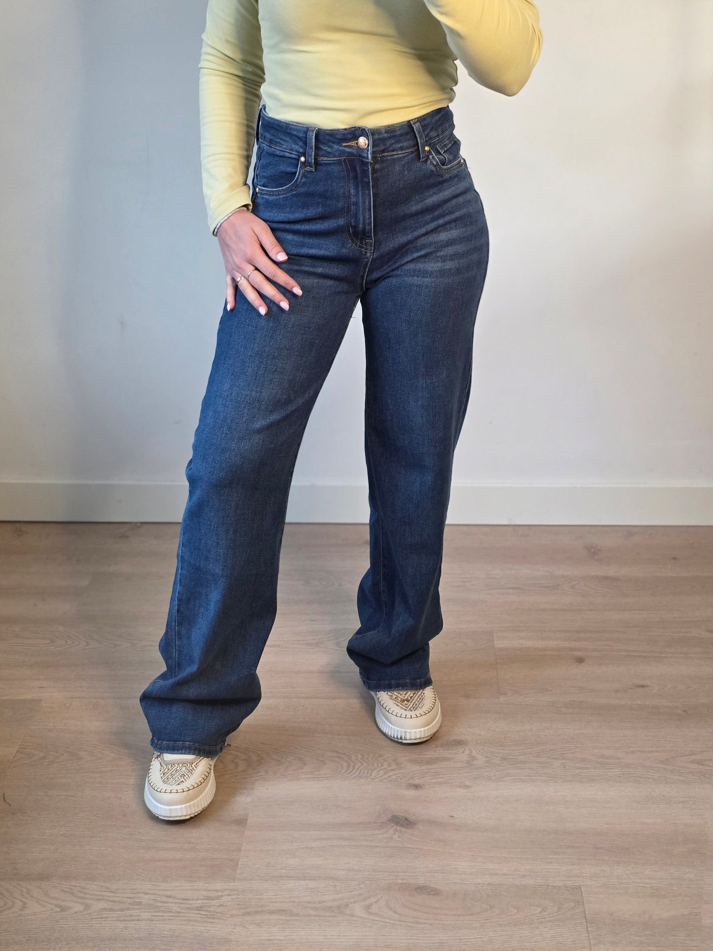 Wide leg jeans Bettie