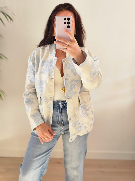 Button flower jacket ligt blue