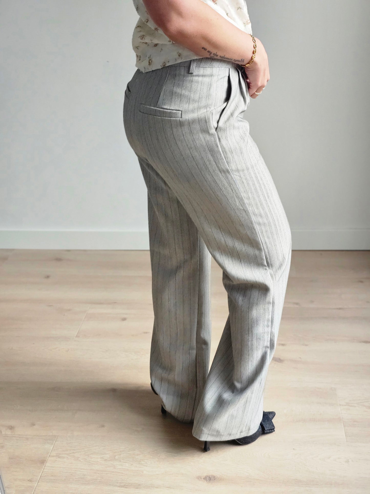 Pantalon grey