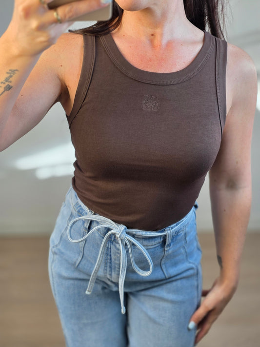 Basic stretch top brown