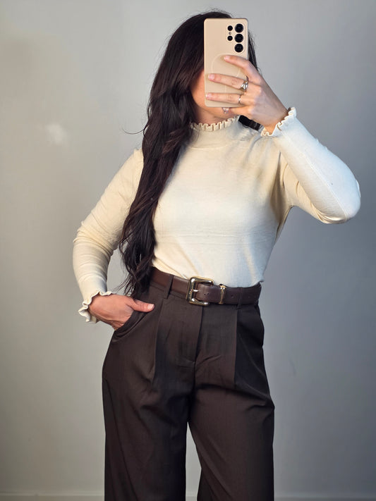 Basic ruffle top beige