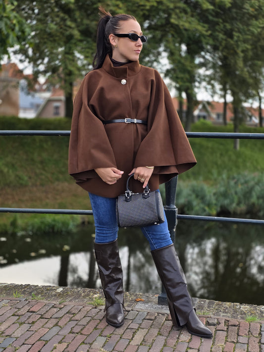 Poncho Noortje bruin