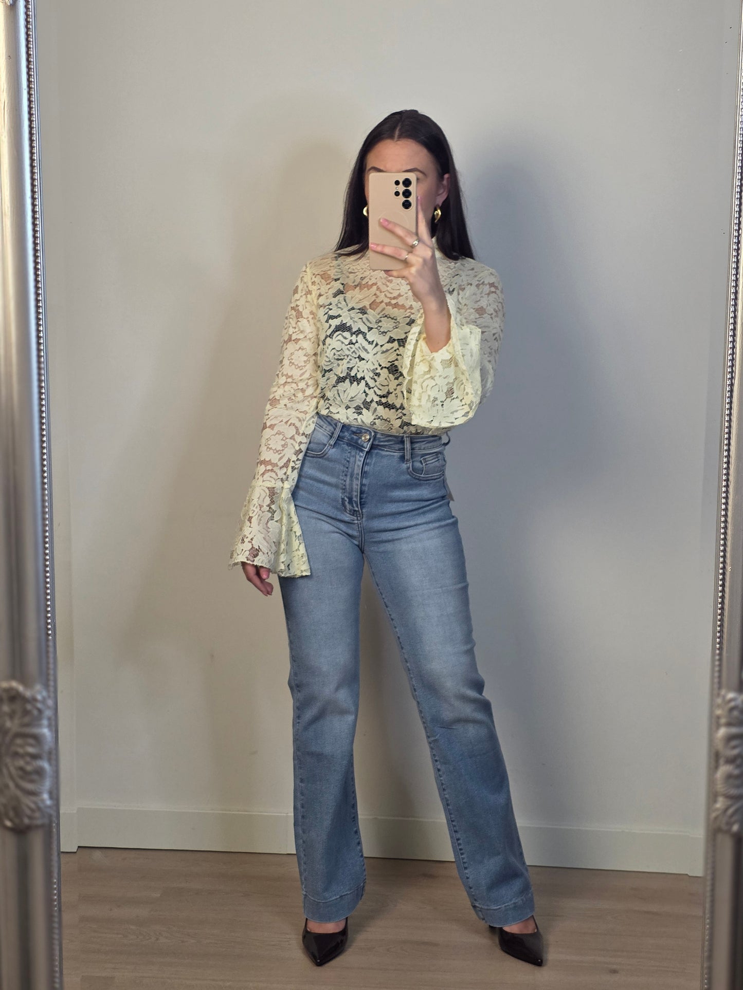 Kanten flair top yellow