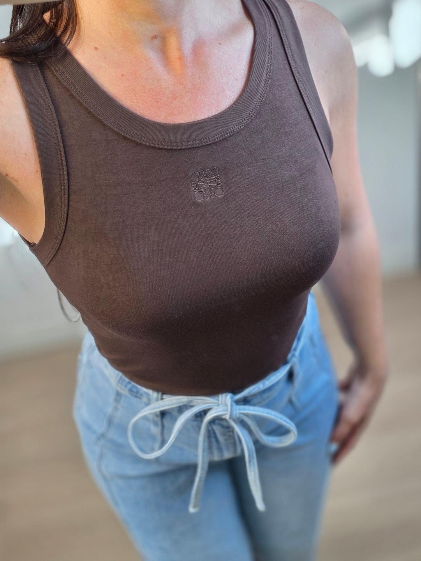 Basic stretch top brown